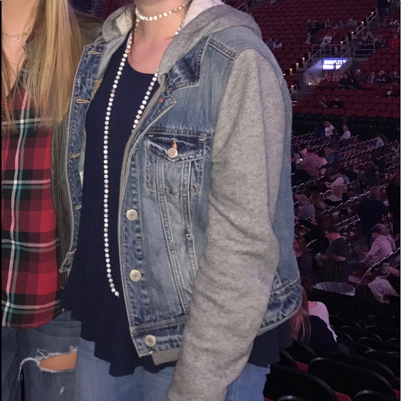 American Eagle Denim Jacket - Picture 4 of 4